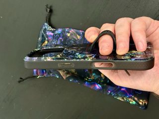 Funda Loopy iPhone 16 Pro con Anillo