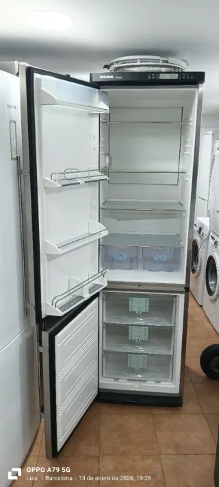 Nevera Combi Acero Inoxidable LIEBHERR