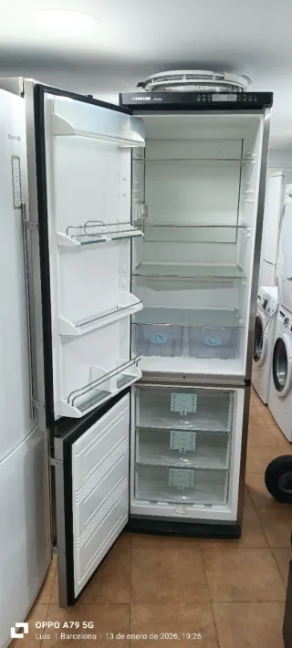 Nevera Combi Acero Inoxidable LIEBHERR