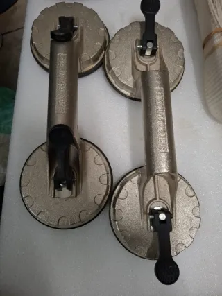 Lote herramientas: discos, cinchas, ventosas