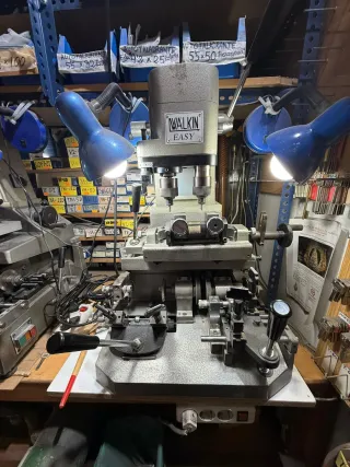 Máquina duplicadora de llaves Walkin Easy