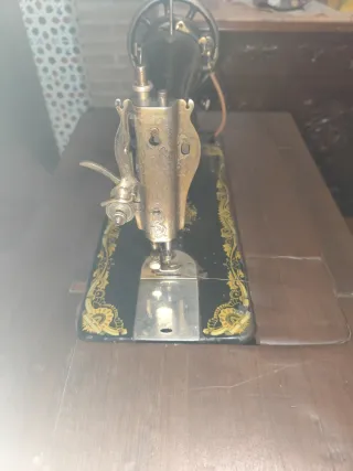 Máquina de coser Sigma antigua