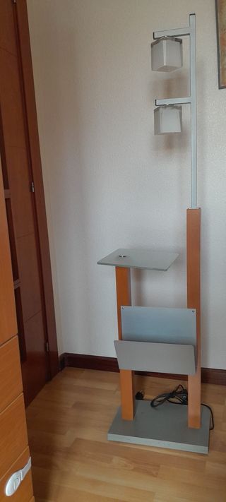 Lámpara de pie madera y cristal