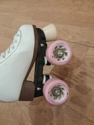 Patines 4 ruedas infantil talla 30