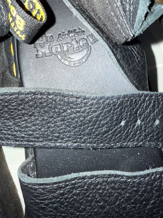 DR MARTENS GRYPHON sandalias cuero número 41