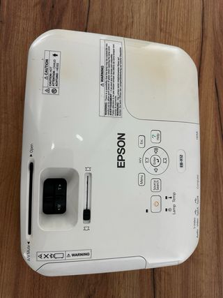 Proyector Epson EB-X12