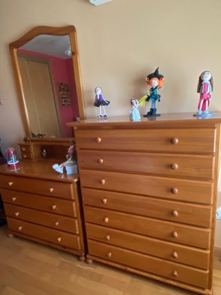 Conjunto Cómoda, Sinfonier y Mesitas Madera