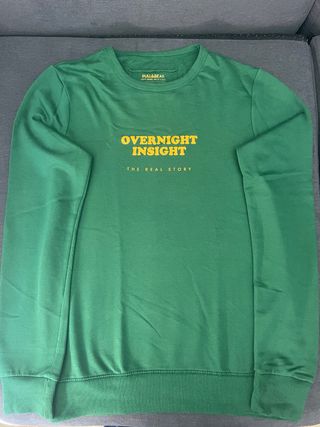 Sudadera verde Pull and bear - Talla M