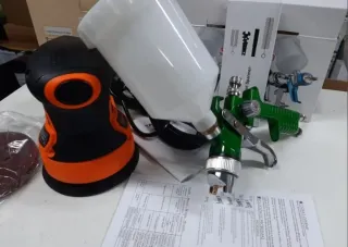 LOTE DE PISTOLA DE PINTAR Y LIJADORA