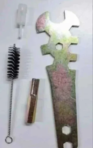 LOTE DE PISTOLA DE PINTAR Y LIJADORA