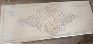 Mesa de madera de entrada