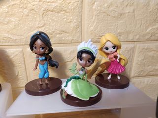 DISNEY - Llaveros, miniaturas y colgantes