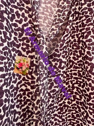 Camisa leopardo animal print morada con lazo