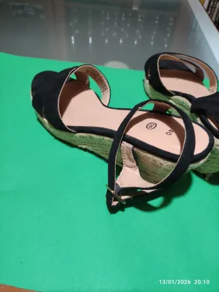 Sandalias cuña negras talla 40
