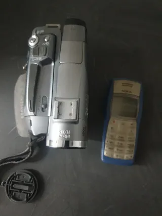 Videocamera Canon + Cellulare Nokiak