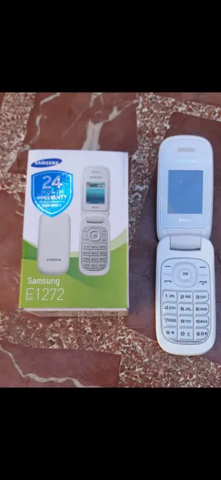 Samsung E1272 Blanco