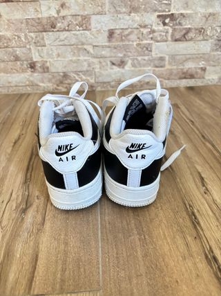 Nike Air Force 1 Blancas y Negras
