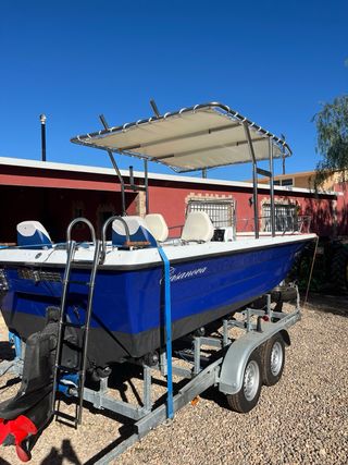 Barco 6m Volvo Penta 150 CV + auxiliar. Impecable.