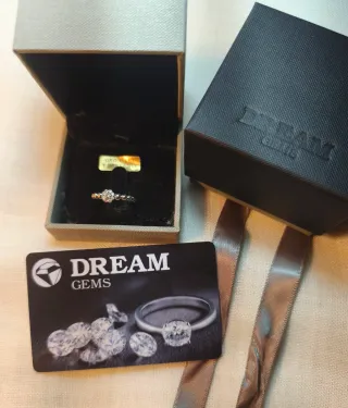 Sortija oro blanco y brillantes n°10.