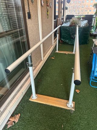 Barras paralelas para rehabilitación