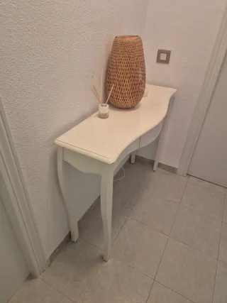 Consola per ingresso in legno bianco laccato