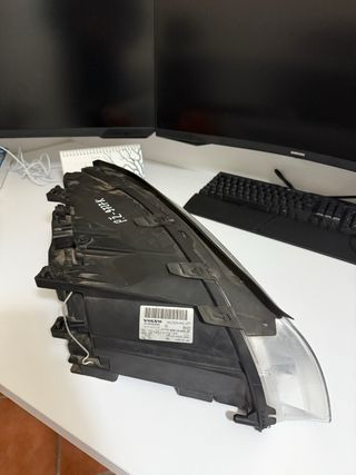Faro Izquierdo Volvo V70