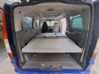 Mercedes-Benz Viano 2004
