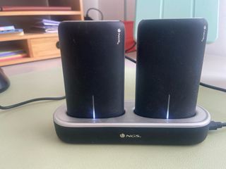 2 Cargadores inalámbricos NGS negros