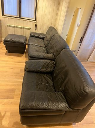 Conjunto de sofás de piel negro
