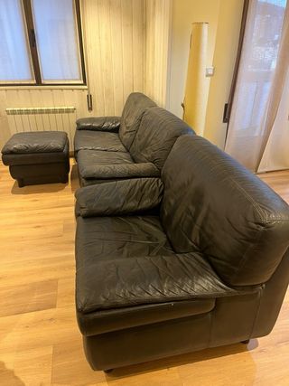 Conjunto de sofás de piel negro
