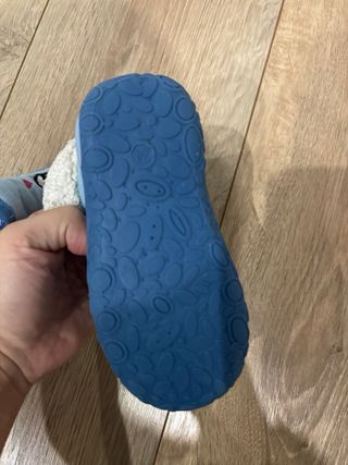 Zapatillas de casa niña