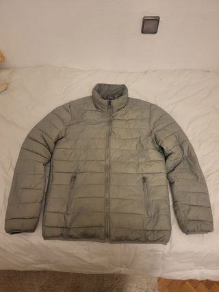 Abrigo plumífero.