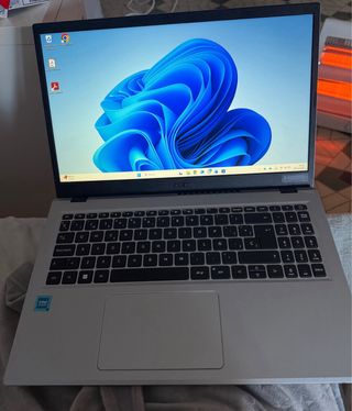 Portátil Acer Silver