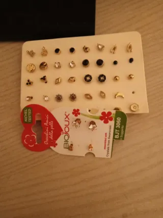 60 Orecchini Donna Uomo Mai Usati