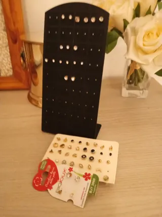 60 Orecchini Donna Uomo Mai Usati