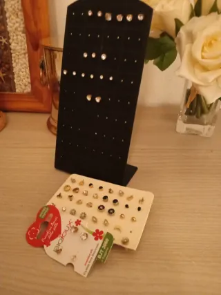 60 Orecchini Donna Uomo Mai Usati