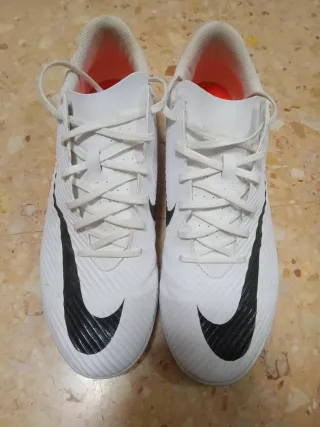 Nike Mercurial Vapor 15