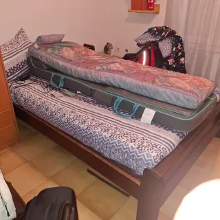 Estructura de cama de madera y tela para cama 135