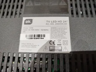 Televisor HD de 24"(NO SMART TV)+soporte de pared