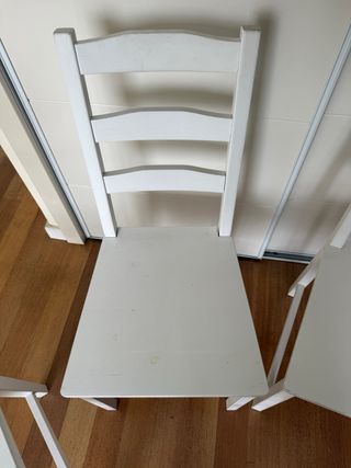 4 Sillas de Comedor de Madera Blancas