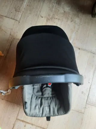 Silla de coche de bebé