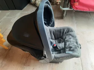 Silla de coche de bebé
