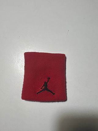 Muñequeras Jordan Negras y Rojas