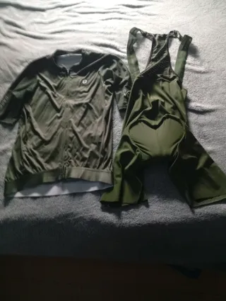 Equipo ciclista DAREVIE verde