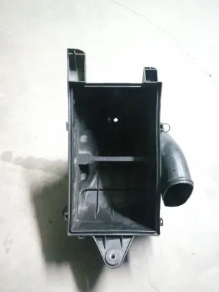 Caja de filtro de aire Audi A6 C4 100 2.5Tdi