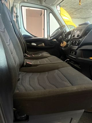 Iveco semicarfran frigorifico 3500kg