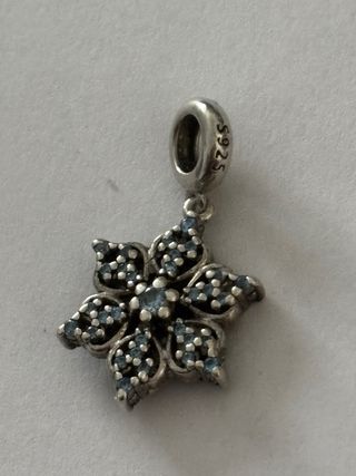 Charm copo de nieve Gnoce