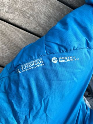 Saco Rab Ascent 700 XL Pluma Hidrofóbica