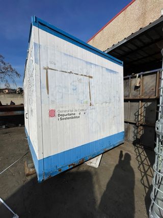 Caseta metálica prefabricada 3,70x2,40m