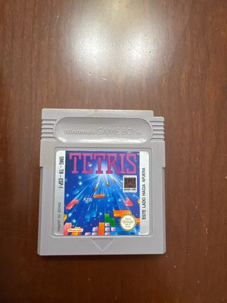Nintendo Game Boy con Tetris